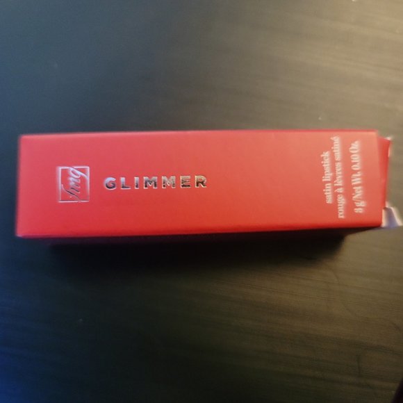 GLIMMER FMG----LIP STICK - Picture 2 of 2